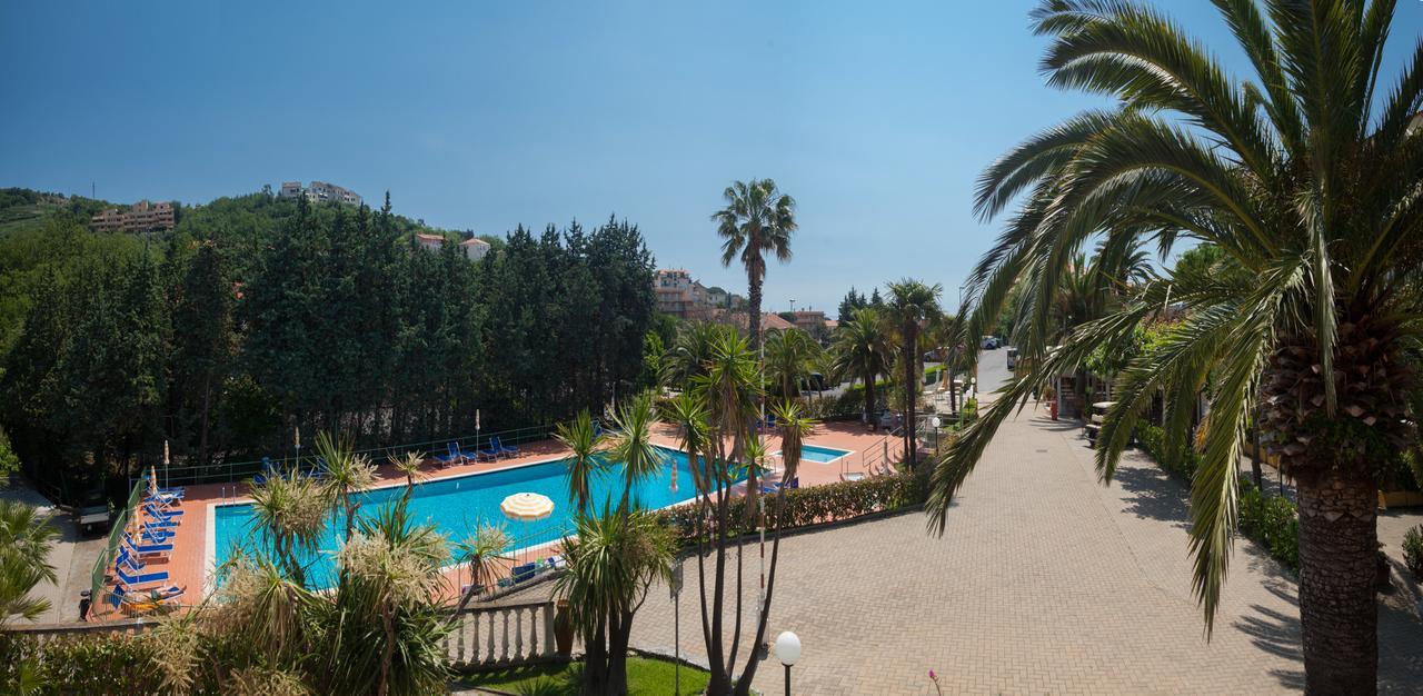 بيترا ليغوري Residence Pian Dei Boschi المظهر الخارجي الصورة